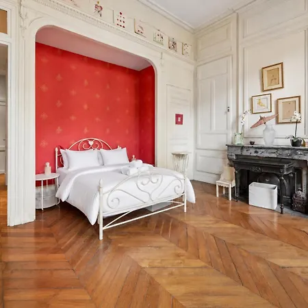 Superbe 4 Pieces 160m2 6 Triangle D'or